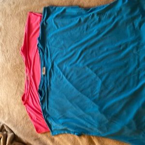 2 Chico’s size 3 polyester tops